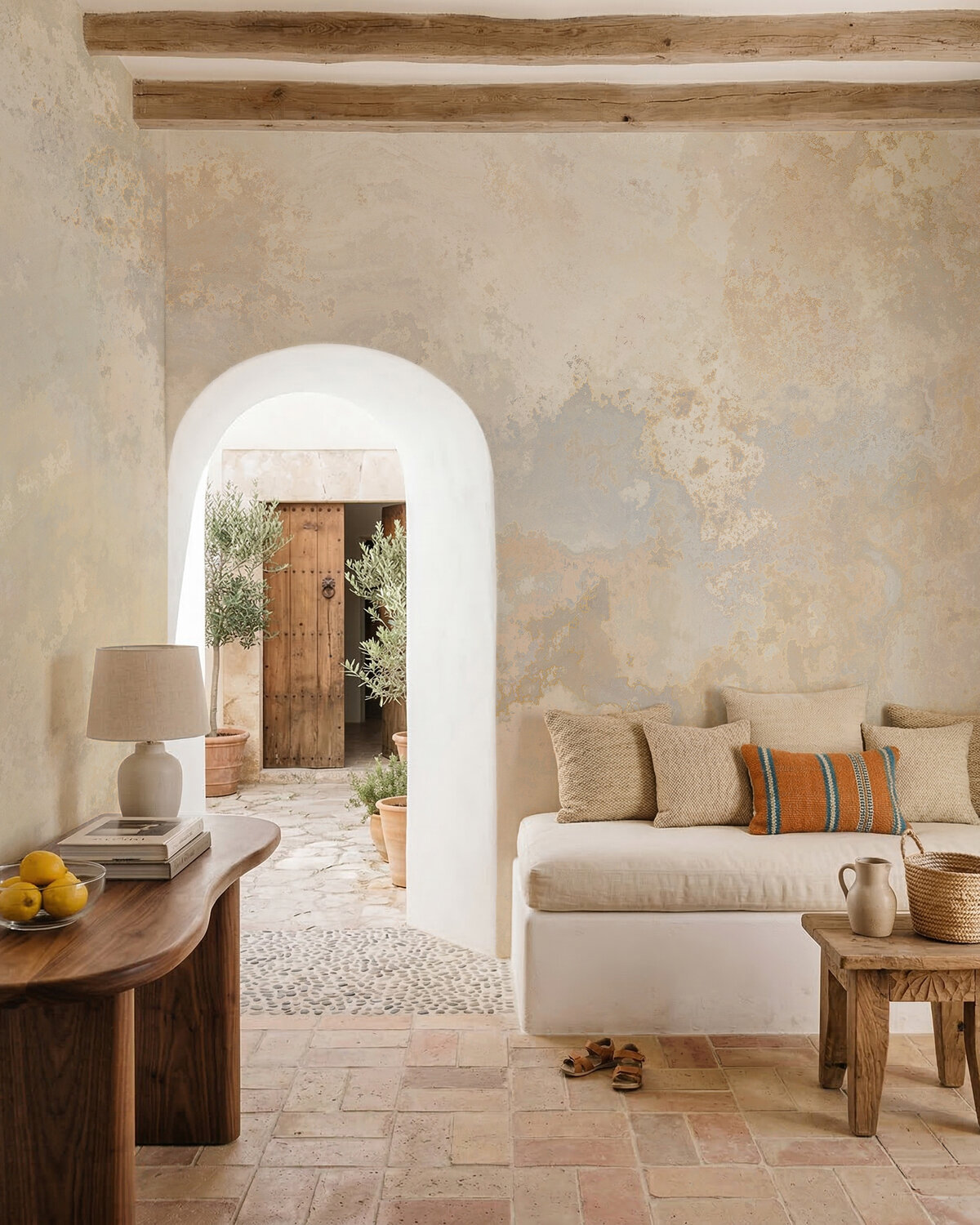 Italian plaster-effect wall mural in a finished room